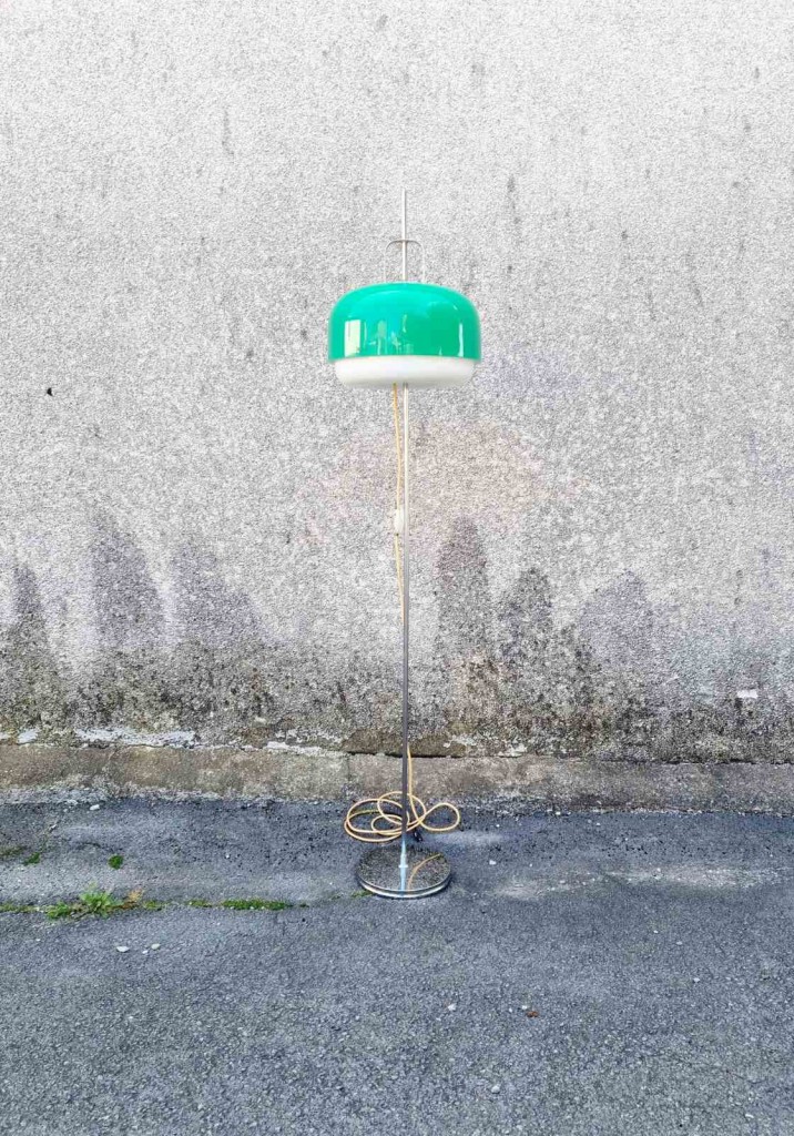 Mid-Century Green Medusa Floor Lamp Designed by Luigi Massoni for Guzzini, Italy 70s